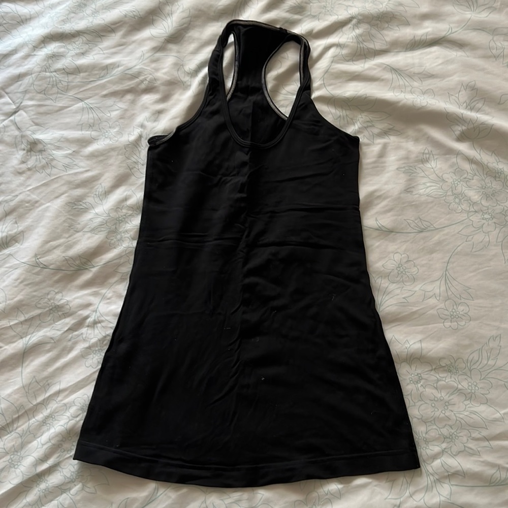 Lulu black racer back size 4